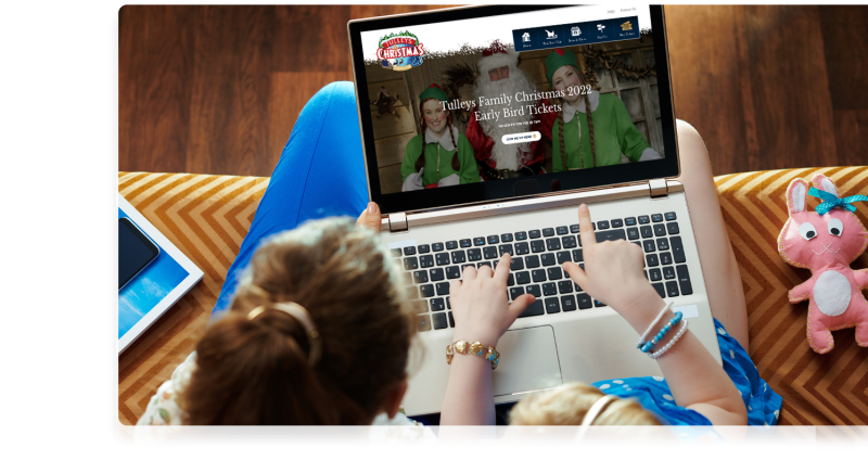 tulleys_christmas_desktop